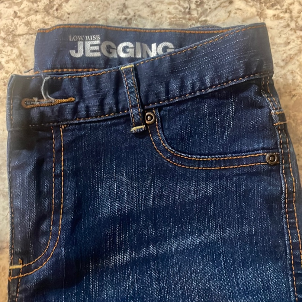 NYC Low Rise Jegging in Size 2